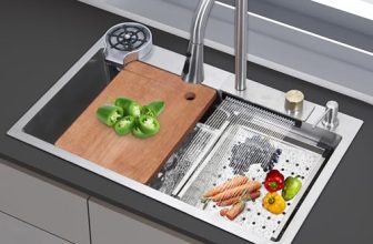 Plantex 304 Grade Stainless Steel Kitchen Sink/Waterfall Kitchen Sink with Anti-Scratch Design/Sink with Pull-Down Faucet – (30 X 18 X 10 Inch, Matt)